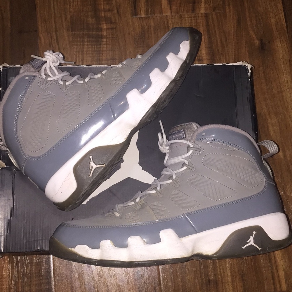 Air Jordan Retro 9 “Cool Grey” W/ OG Box Sz.9.5